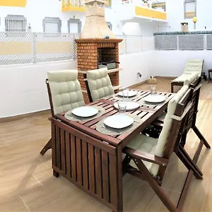 De Com Terraço, Barbecue, A/c E Wifi Apartamento Altura